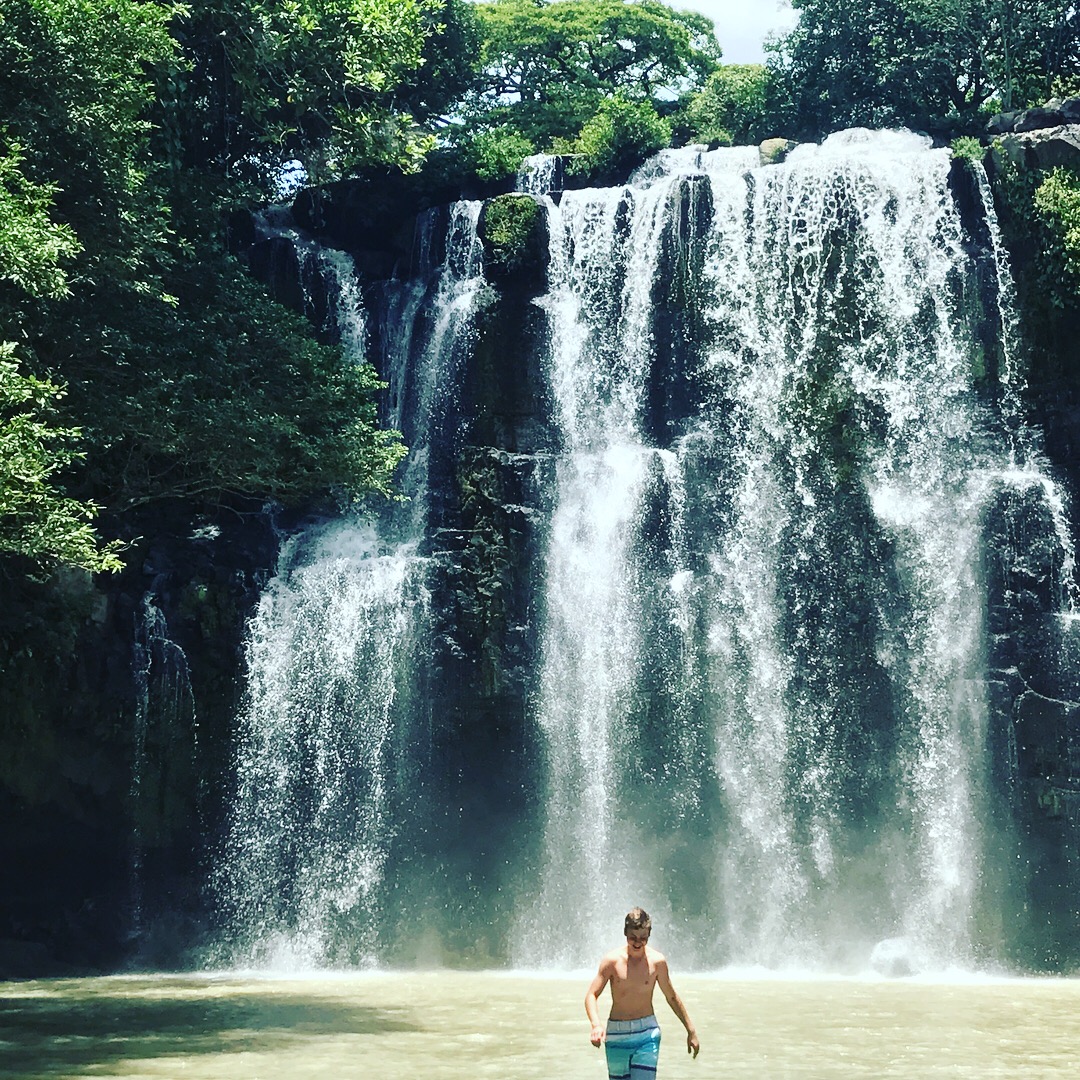 Catarata Llanos de Cortes Waterfall